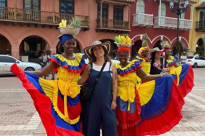 Cartagena´s African Legacy: 2 hrs on History, Dance & Tasting - From Centro Histórico (San Diego) to Getsemaní: turbant, champeta, and street art energy