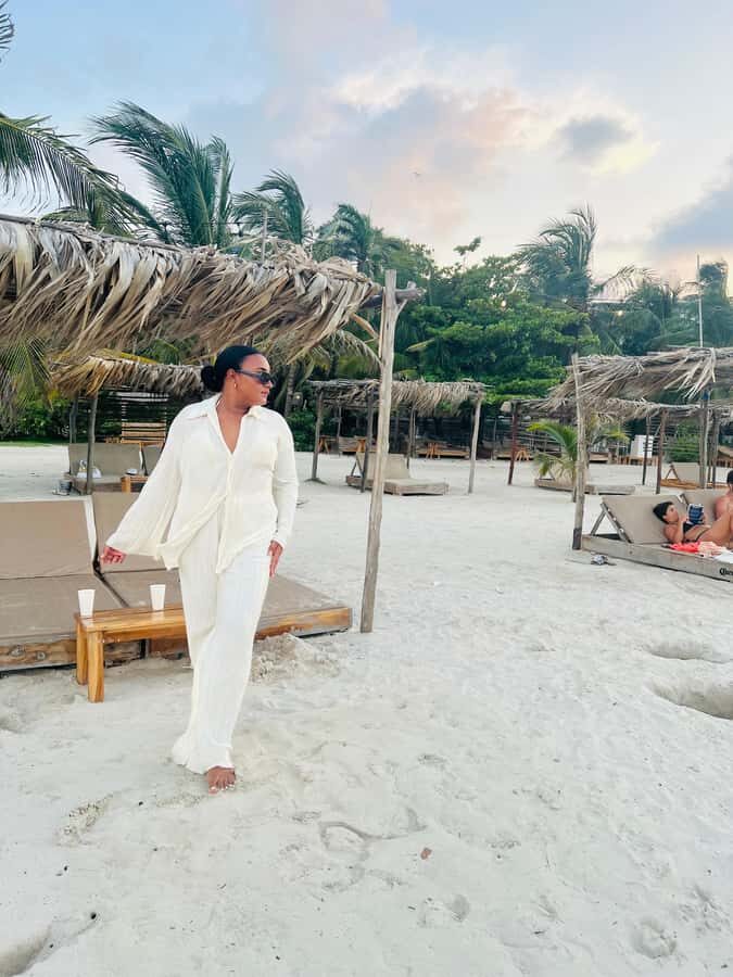 Isla Tierra Bomba beach club: Day Pass with typical food - My quick take: book for comfort, not for exploring