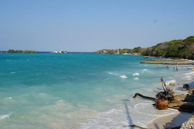 Majagua Island Day Trip from Cartagena íncluding Traditional Colombian Lunch - Majagua Beach Time: relaxation plus optional add-ons